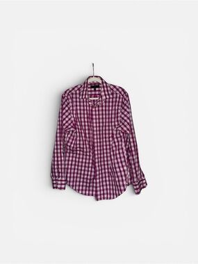 Banana Republic Pink and White Plaid Button-Up Shirt